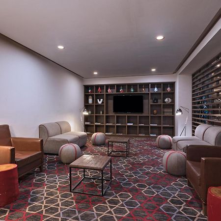 Four Points By Sheraton Galerias Monterrei Exterior foto Library